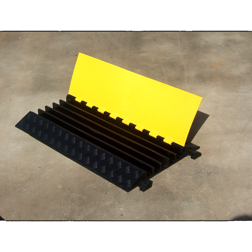 Protector de Cable de 5 Canales / Base de Goma y Tapa de Plástico / Capacidad 4.6 Toneladas / Canal 38x35MM / Longitud 90 cm / Amarillo y Negro